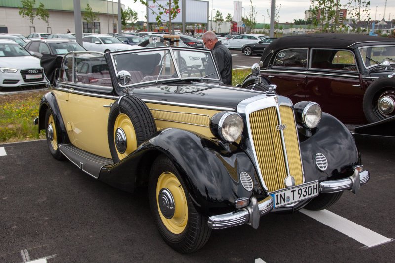 Horch Treffen Hanau 29.05.2015_015.jpg